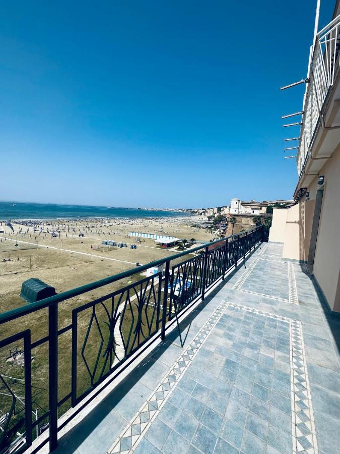 Newhouse Victoria - Sea View Apartment เน็ตตูโน ภายนอก รูปภาพ