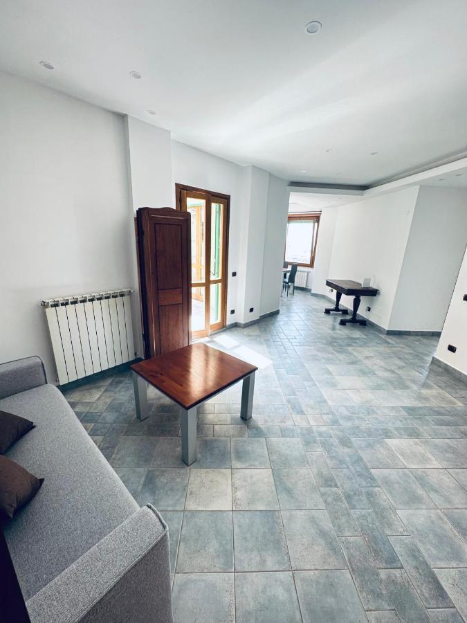 Newhouse Victoria - Sea View Apartment เน็ตตูโน ภายนอก รูปภาพ